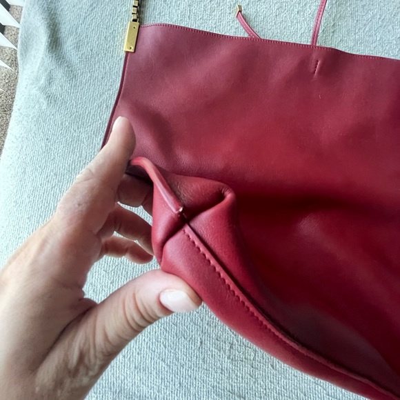 SAINT LAURENT Calfskin Medium Suzanne Hobo Black - Picture 3 of 8